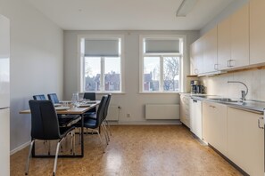 Dining - Functional and Spacious Apartment in Kopparberg (Kopparberg)