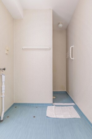 Bathroom - Functional and Spacious Apartment in Kopparberg (Kopparberg)