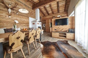 Dining - Panorama Chalets by we rent (Saalbach)