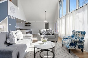 Living area - Wildlife Chalet with Mtn Views Near Sleepy Creek (Hedgesville)