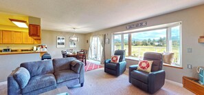 リビング エリア