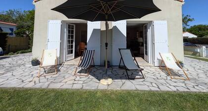 Family home in Parc-Vallière neighborhood, near Royan beach