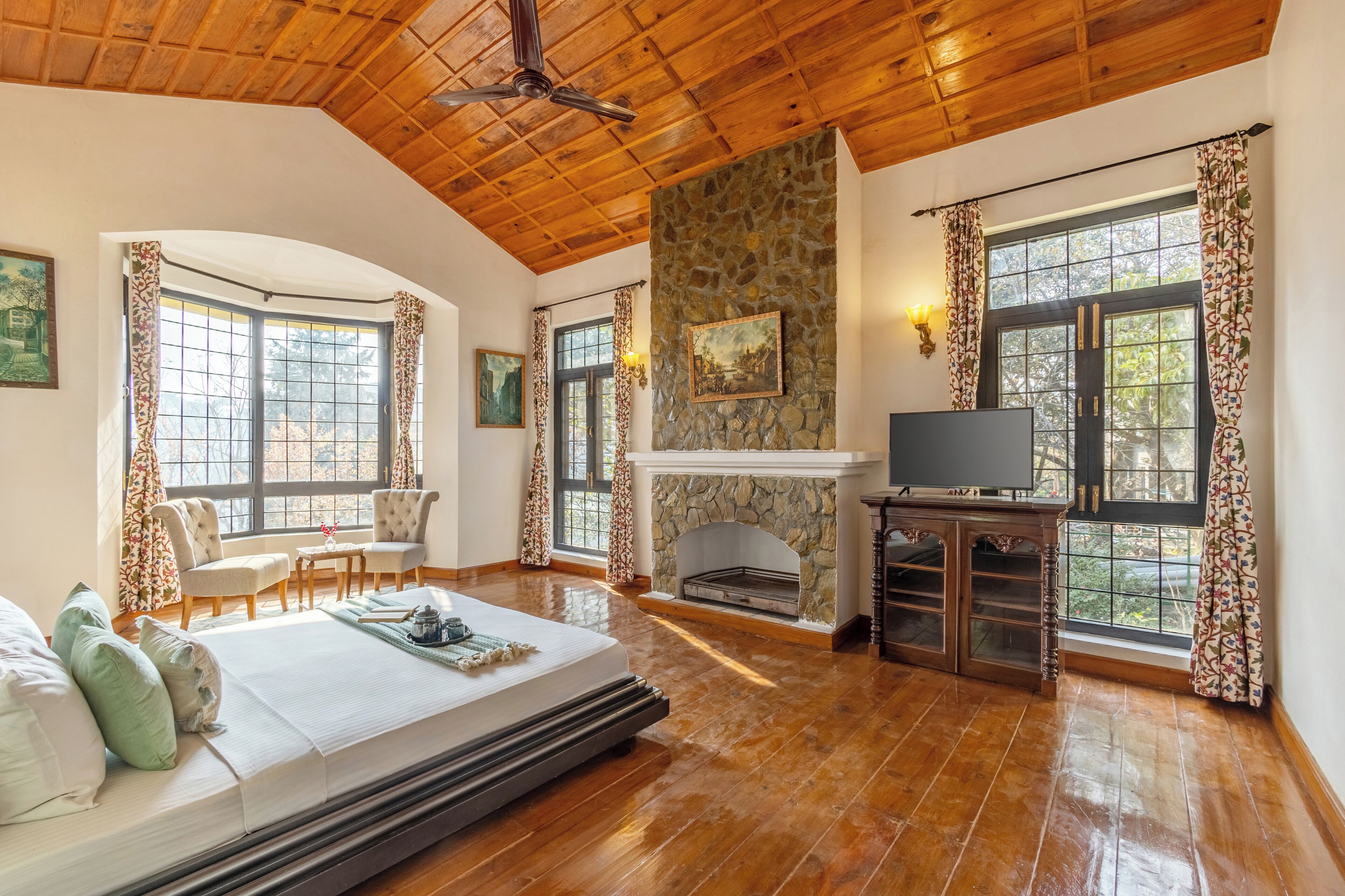 Deluxe Villa, Balcony, Mountain View