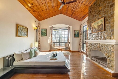 Alaya Stays Thistle House 4 BHK Hideaway