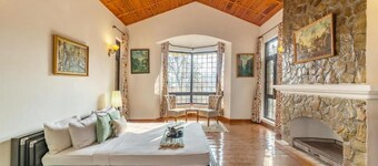 Alaya Stays Thistle House 4 BHK Hideaway