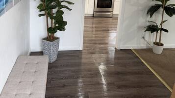 House, 4 Bedrooms | Interior