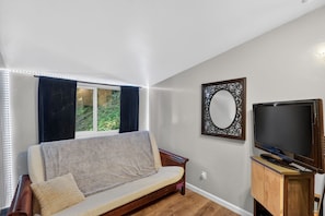 House, 2 Bedrooms | Living area | Smart TV, streaming services - Forest Cabin Russian River Nature Retreat 2 Bedroom Home (Forestville)
