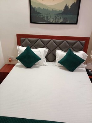 Standard Double Room - HOTEL VEDIKA  (Ranchi)