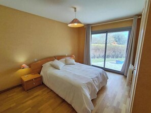 Room - Sea View House for 9 - Beach Just Around the Corner & Family Comfort (Sarzeau)