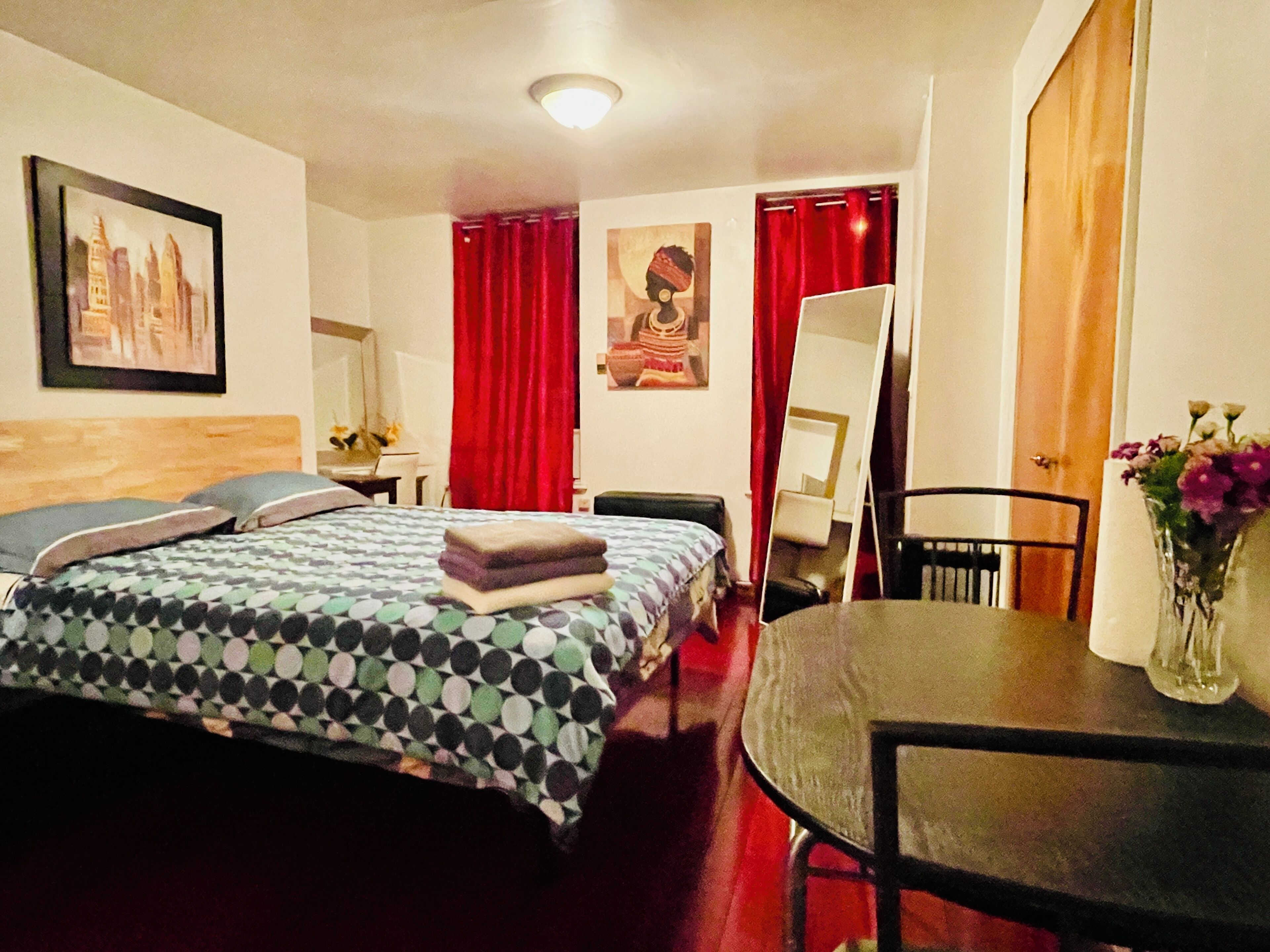 1 bedroom, iron/ironing board, WiFi, bed sheets
