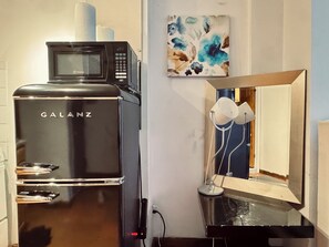 Private kitchen - Quiet Studio with Kitchen in Prime Manhattan - Lower East Side (New York)