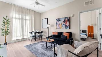 Apartment, Terrasse | Wohnbereich