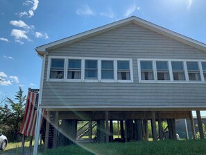 Exterior - 805 S Bayshore Drive (Milton)