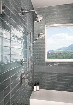 Bathroom - Spacious 4-bedroom house in beautiful Boulder (Boulder)