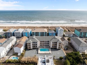 Exterior - Cozy 2 Bedroom with Ocean Views (Carolina Beach)