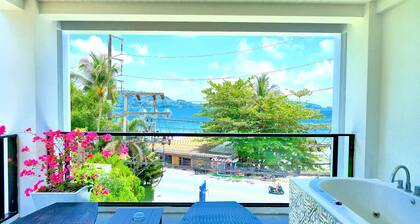 Phuket Moonlit Patong Bay Hideaway Hotel