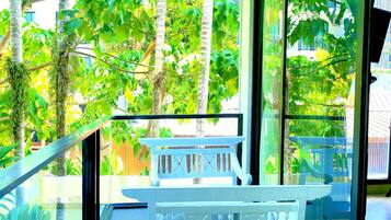 Deluxe Tek Büyük Yataklı Oda | Odadan manzara