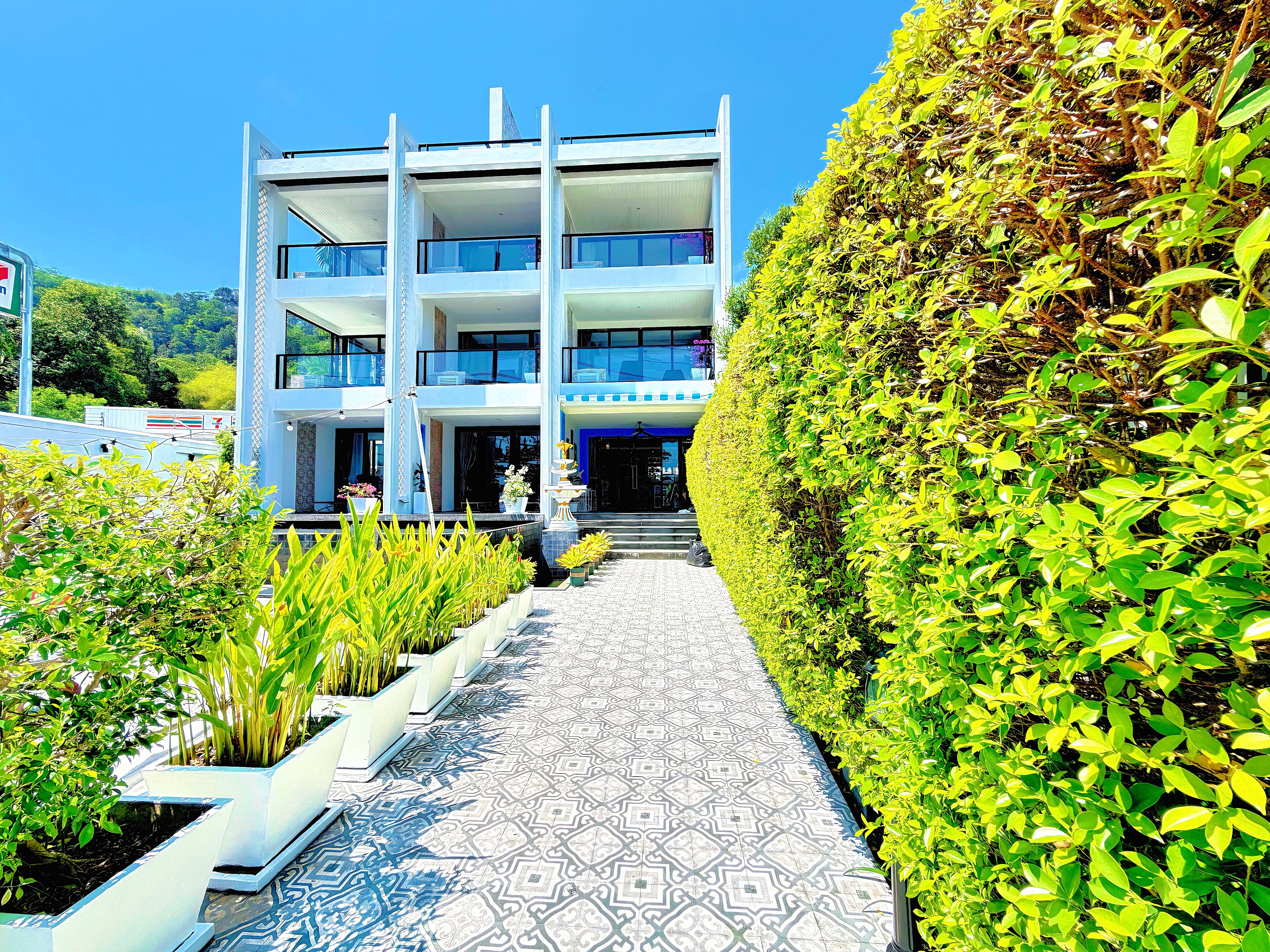 Konaklama yerinin ön cephesi