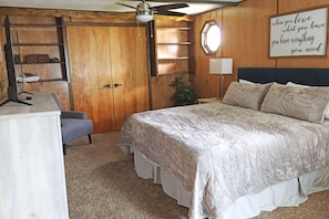 3 chambres, accès à Internet, literie fournie