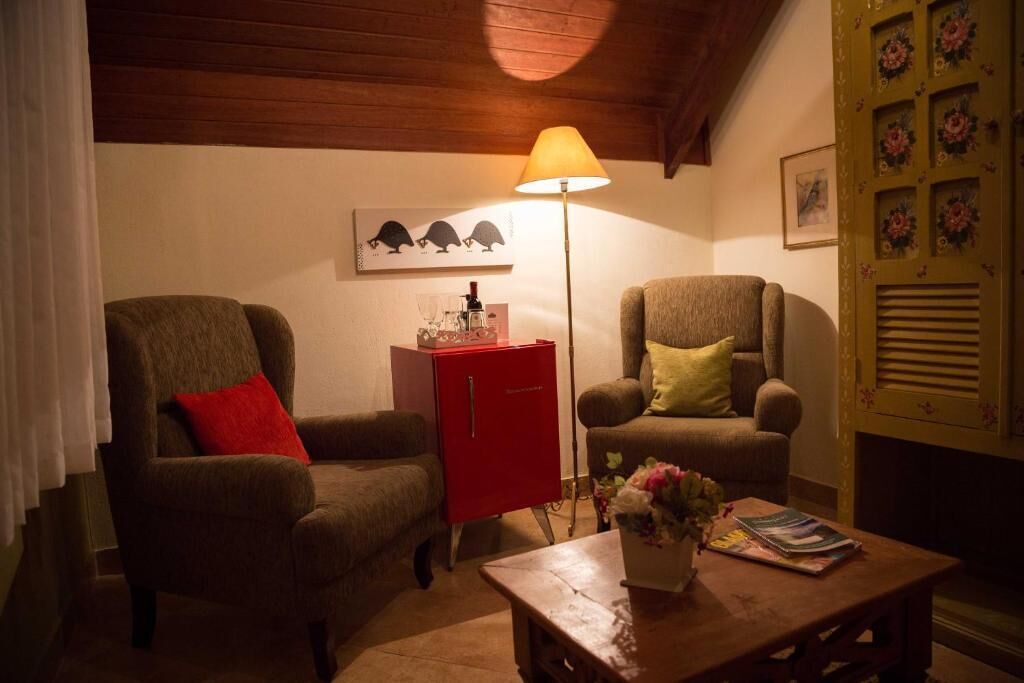 Superior Chalet, Balcony, Garden View | Interior