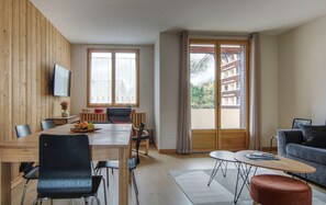 TV - Apartment Safi (Chamonix-Mont-Blanc)