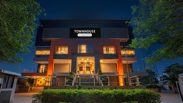 House | Exterior