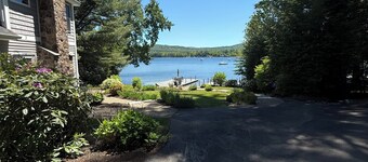 Spacious 4-bedroom house in charming Gilford on Lake Winnipesaukee.