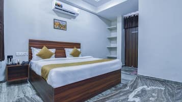 Økonomi-dobbeltrom, balkong, byutsikt