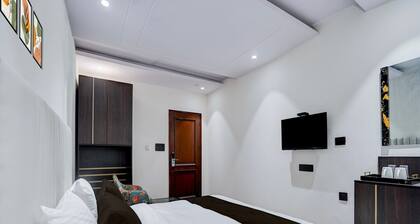 Super Townhouse Karol Bagh