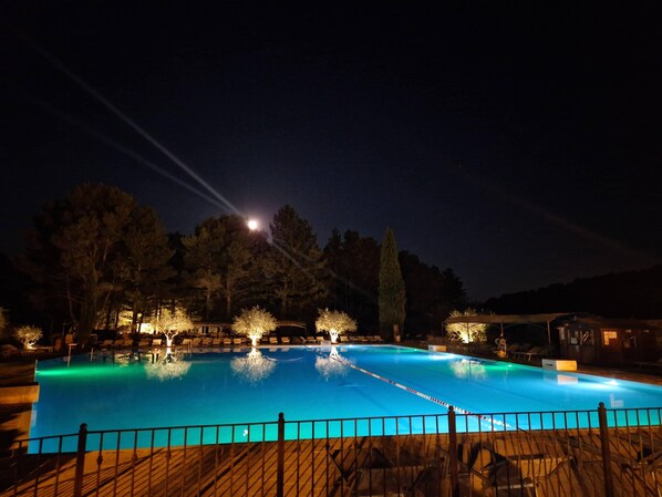 Pool - Air-conditioned country house with terrace and garden in naturist area, Mont Ventoux (Bédoin)