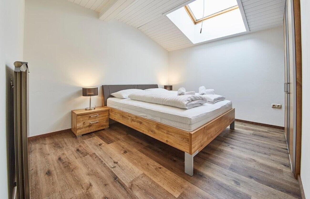 Comfort lakás, erkély, kilátással a hegyre