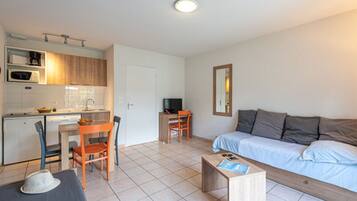 Cottage | Living area