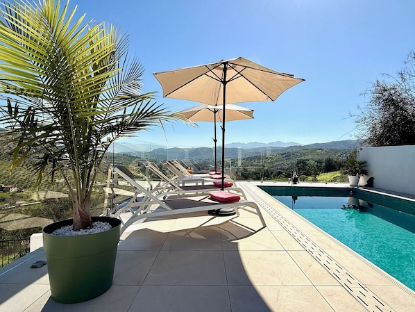 Pool - Finca Moderna w/Private Pool & Views/Tolox (Tolox)