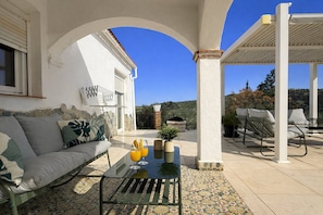 Terrace/patio - Finca Moderna w/Private Pool & Views/Tolox (Tolox)