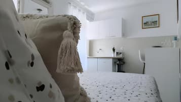 Classic Apartment, City View