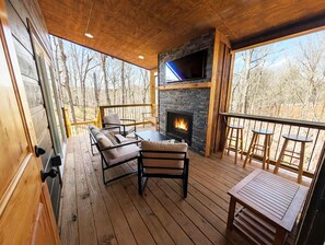 Interior - Serene Ellijay Getaway with Coffee Bar, Two Fireplaces, Hot Tub, Games + Resort (Ellijay)
