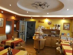 家庭房, 城市景观 | 用餐