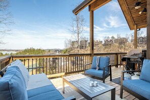 Property grounds - Elegant 3BD Near Lake | Arcades + Hot Tub + VIEWS! (Sevierville)