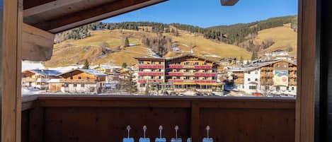 Family Condo, Balcony, Mountain View | Interior