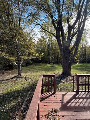 Property grounds - 3-bedroom House, Private Lake Access and Game Room (Hillsboro)