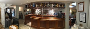Bar (on property) - Hôtel Hypnos (Hesdin)