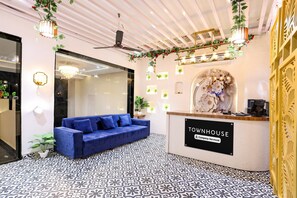 House | Reception
