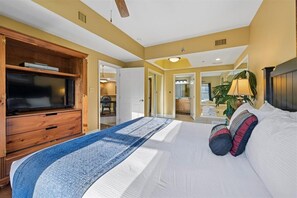 Iron/ironing board, free WiFi, bed sheets - 🏔 Baskins Creek 112 - Fireplace - Private Balcony - Steps to Downtown 🌲 (Gatlinburg)