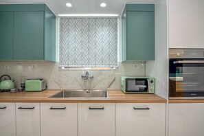 Private kitchen - Huzuri Retreat I (Makronas Village, Kissamo)