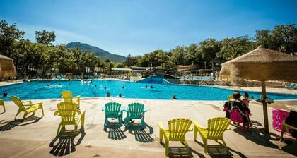 ZEcamping 5* animé parc aquatique dog friendly locatif TV LV BBQ 45m2