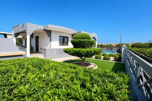 Exterior - Rhodian Villa - Three Bedroom Villa, Sleeps 7 (Kremasti)
