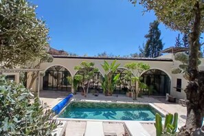 A heated pool - Villa Marine | 4 Bedrooms | Private Heated Pool 28°C (Marrakech)
