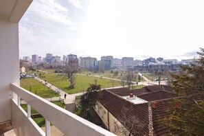 Property grounds - KVR City Center Modern Apartment (Prishtina)