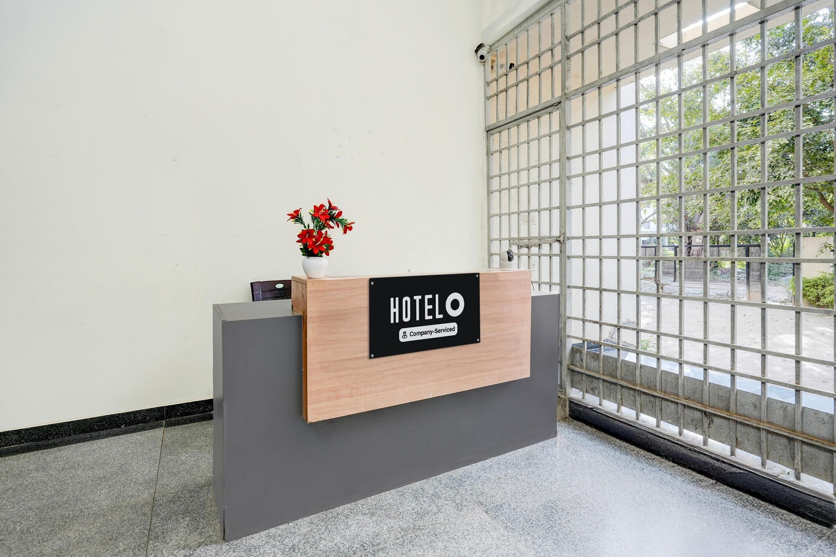 House | Reception