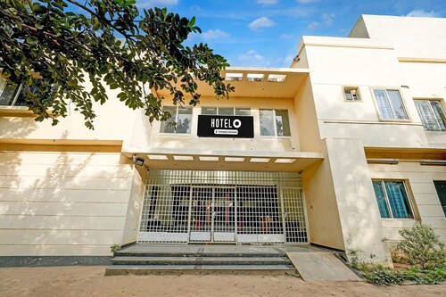 Super Townhouse City Center Ernakulam